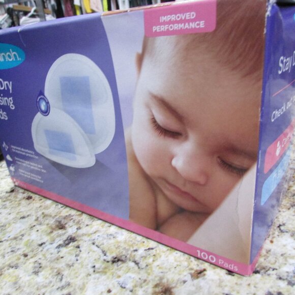 New, Lansinoh Stay Dry Nursing Pads  100 pads - Picture 1 of 7